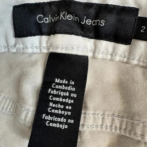 EUC WOMENS CALVIN KLEIN JEANS KHAKI - Picture 4 of 11